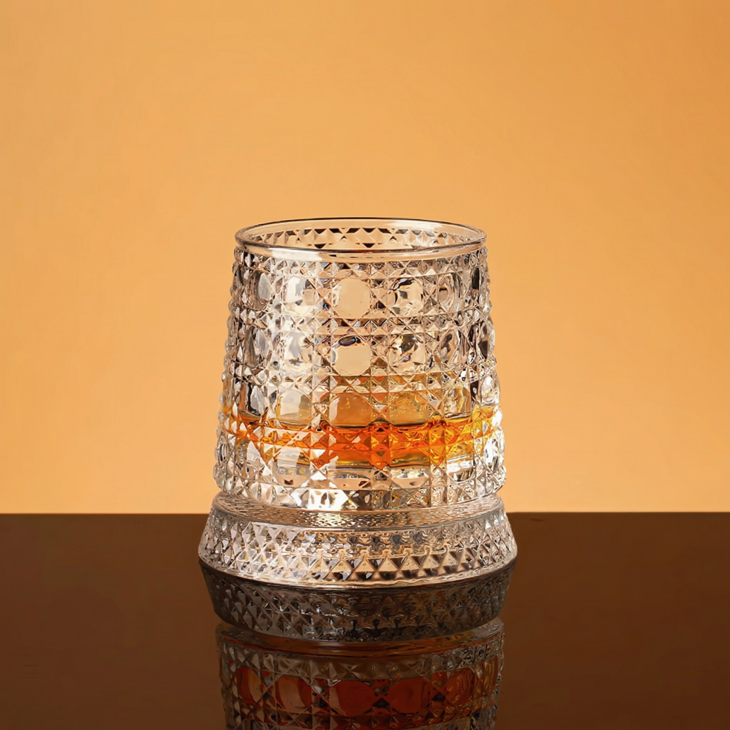 🥃 Ellis Rotating Whiskey Glass